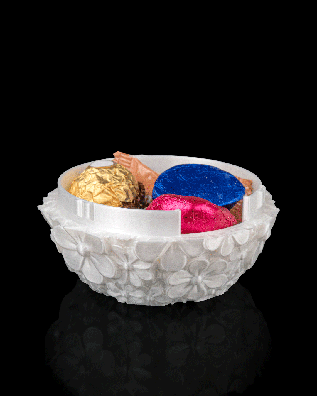 Daisy Bloom – Easter Egg Dragon Egg Container for Chocolate & Treats
