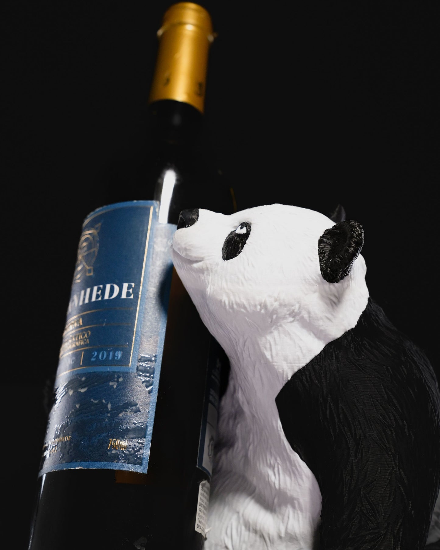 3D Printed Zen Panda Wine Bottle Holder – Tranquil Animal Decor & Unique Gift