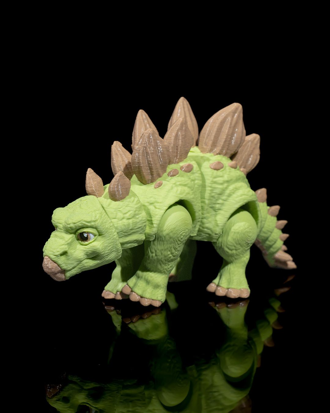 3D Printed Stegosaurus – Articulated Dinosaur Figurine