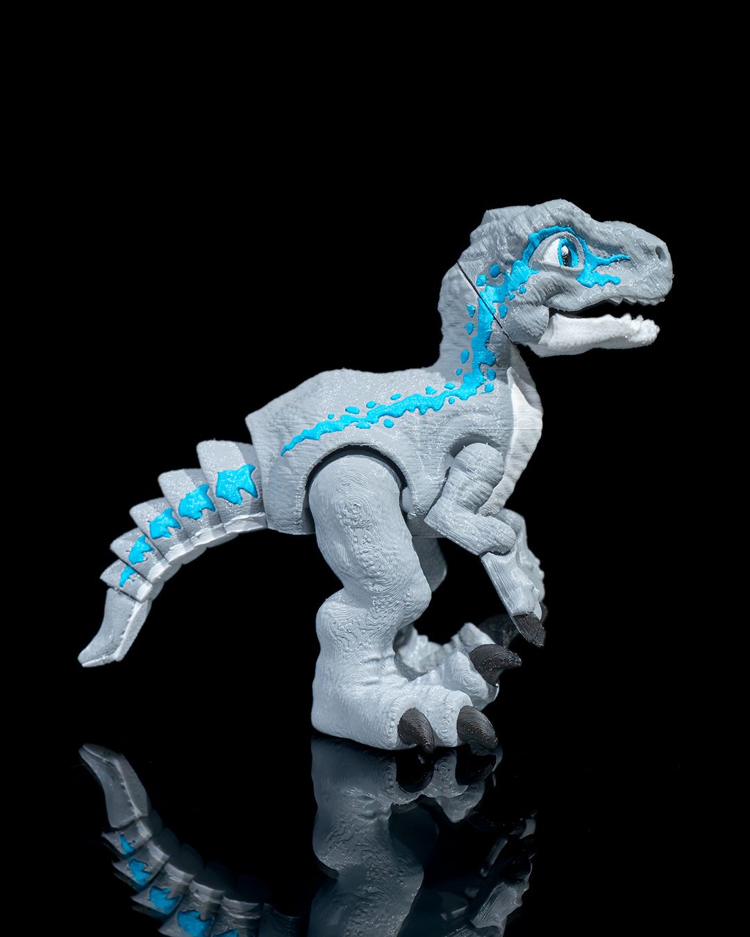 3D Printed Velociraptor – Articulated Dinosaur Figurine