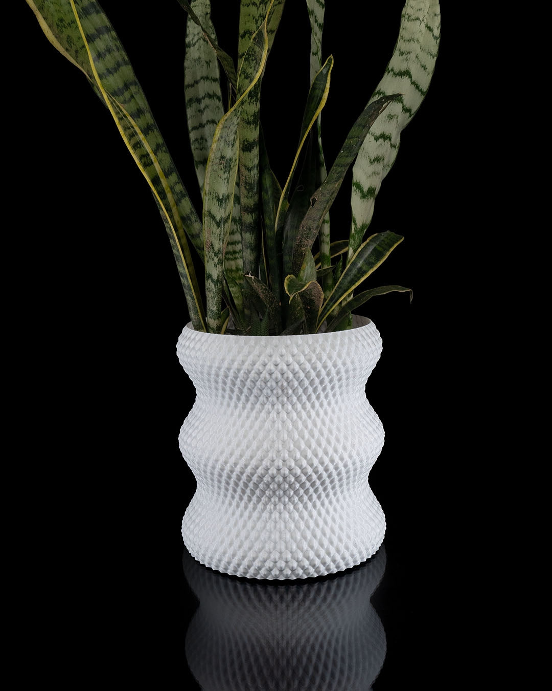 3D Printed Diamond Flower Pot – Modern Geometric Planter for Plants & Succulents