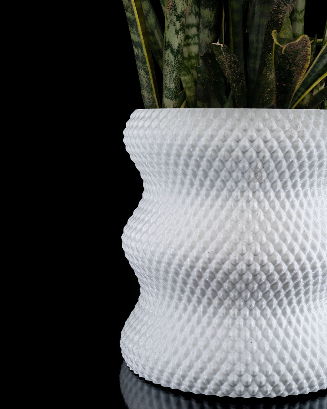3D Printed Diamond Flower Pot – Modern Geometric Planter for Plants & Succulents
