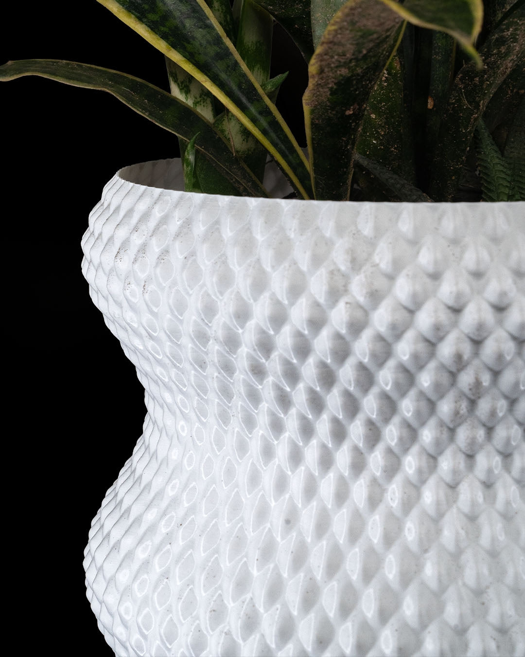 3D Printed Diamond Flower Pot – Modern Geometric Planter for Plants & Succulents