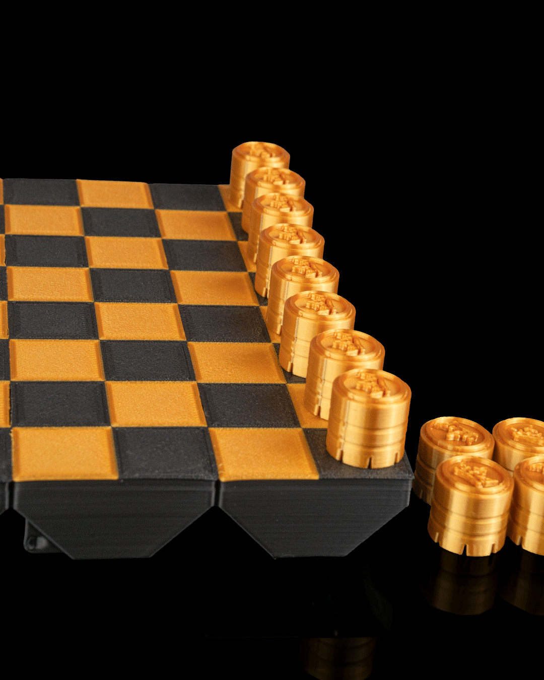 3D Printed Portable Chess Set – Foldable, Secure, and Travel-Ready