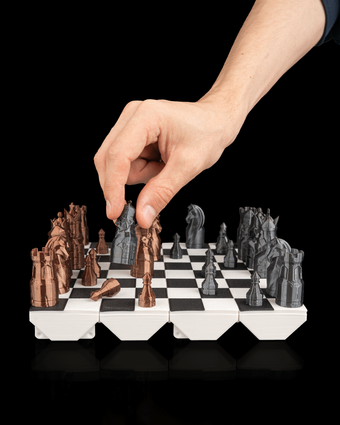 3D Printed Portable Chess Set – Foldable, Secure, and Travel-Ready