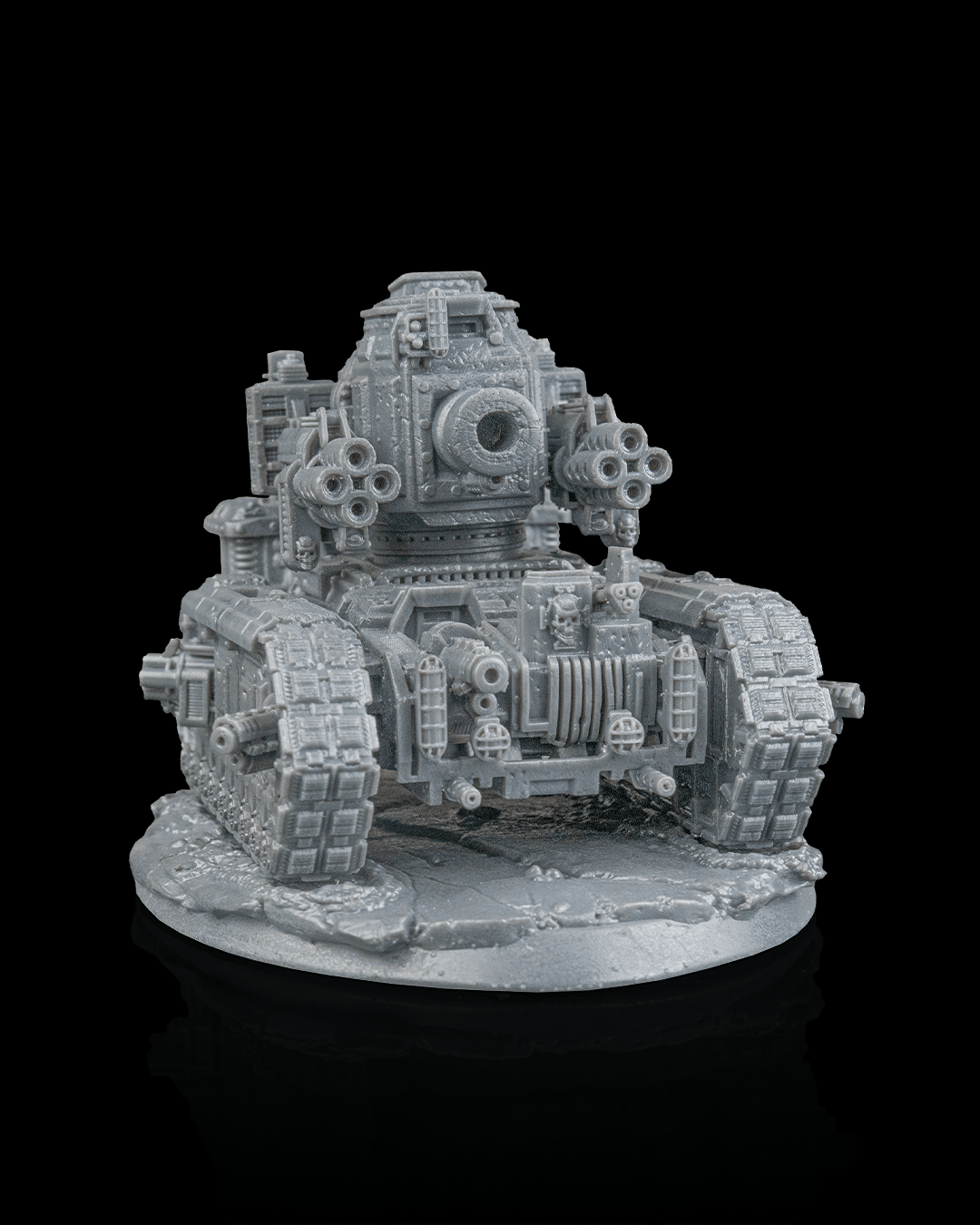 Mad Tank – 14K Resin Articulated Battle Machine