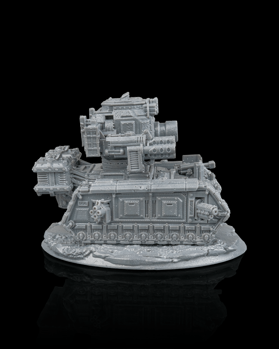 Mad Tank – 14K Resin Articulated Battle Machine