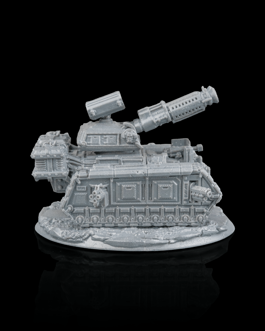 Mad Tank – 14K Resin Articulated Battle Machine