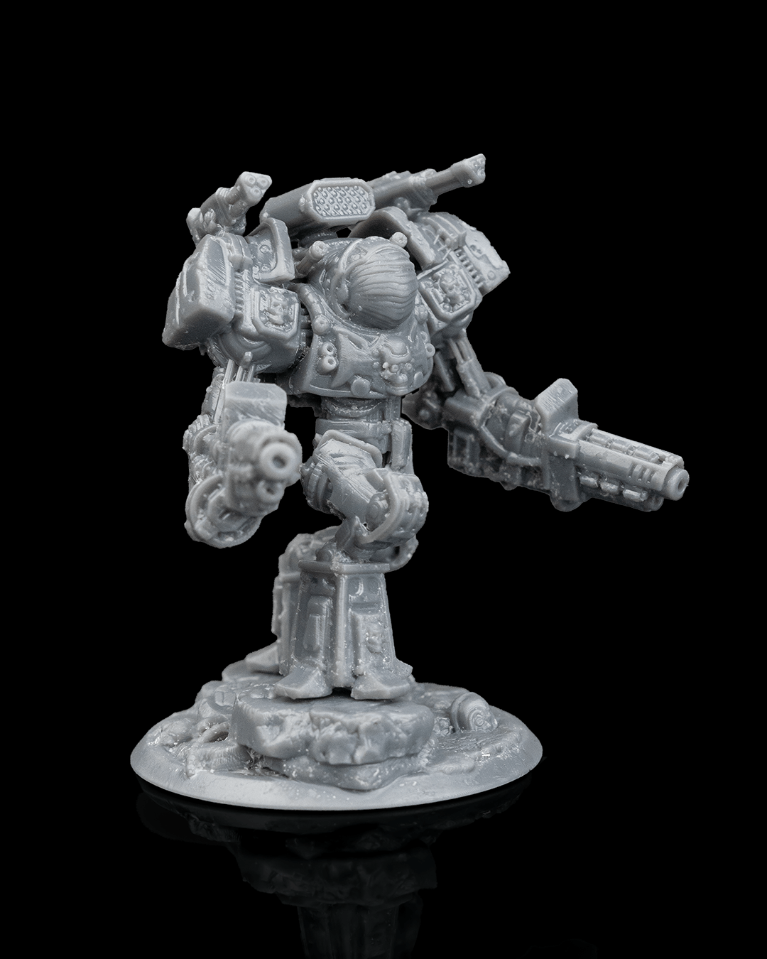 14K Resin Titan Operator – Ultra-Detailed Collectible Figure