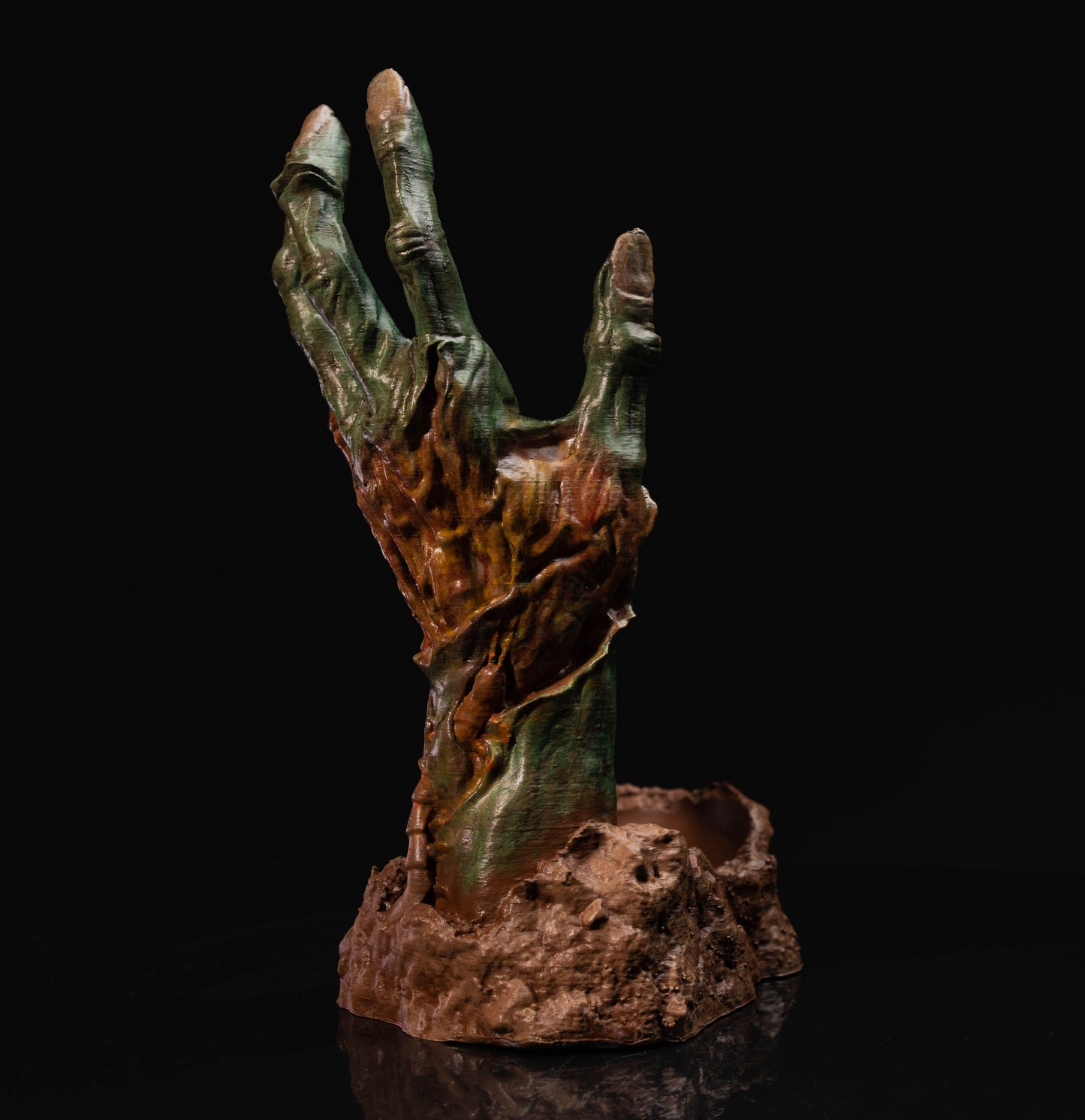 3D Printed Hand of the Dead Wine Bottle Holder – Gothic Skeleton Decor & Unique Gift