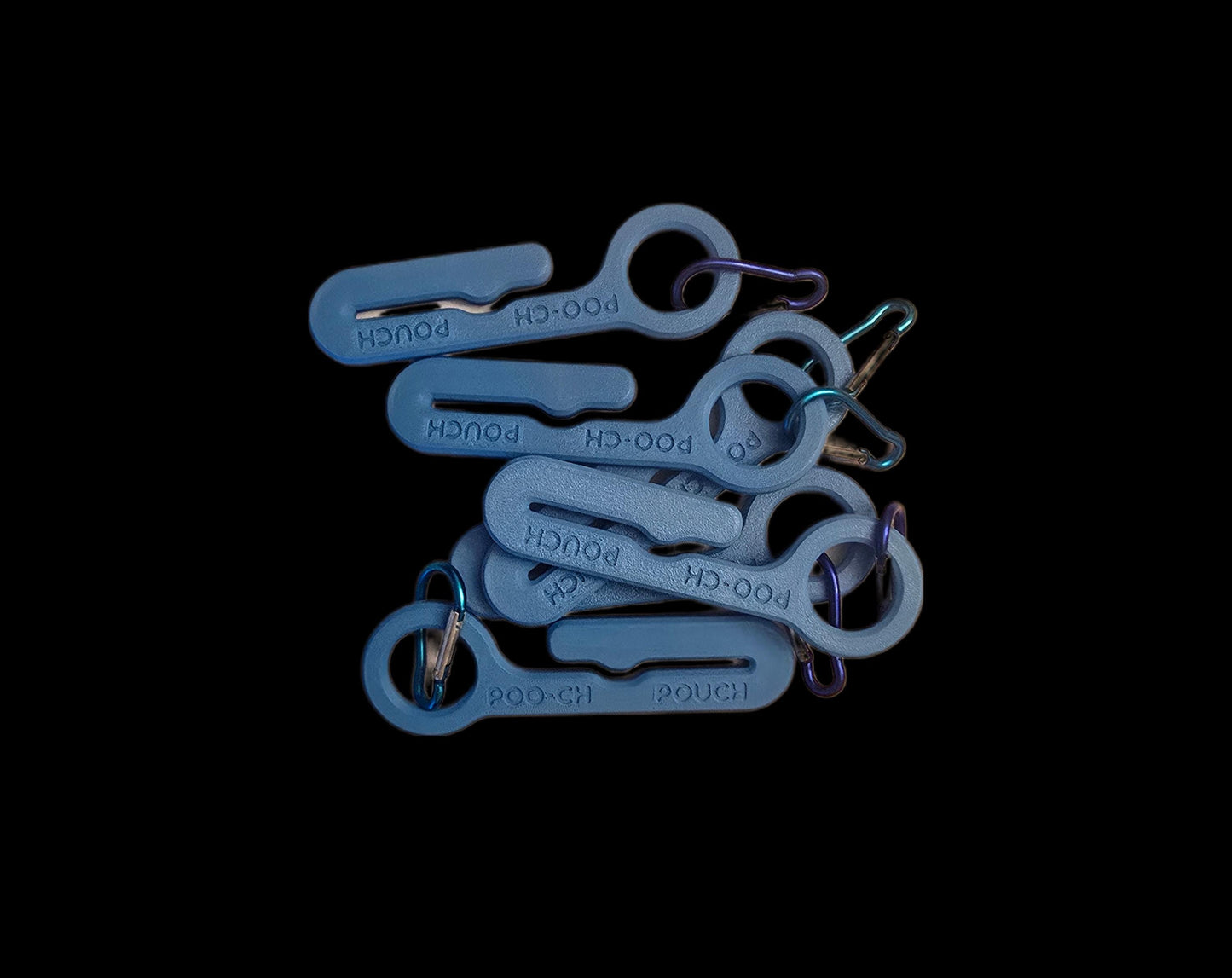 Hands-Free Poop Bag Clip with Carabiner – Convenient & Practical for Dog Walks.